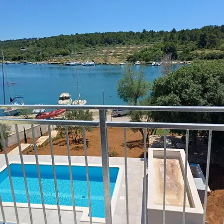 Accommodatie bij particulieren Pool Costela